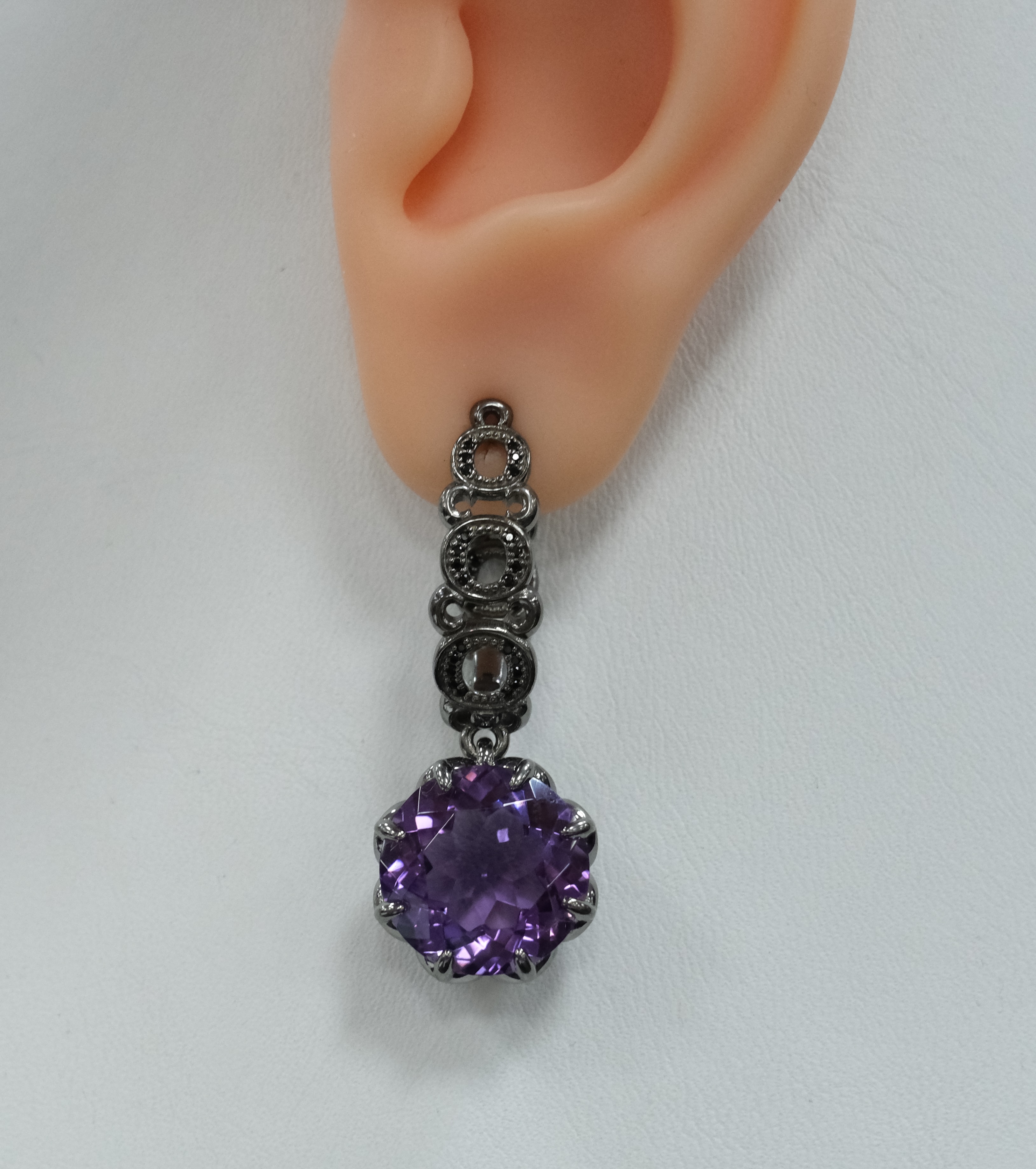 Серебряные серьги с аметистами